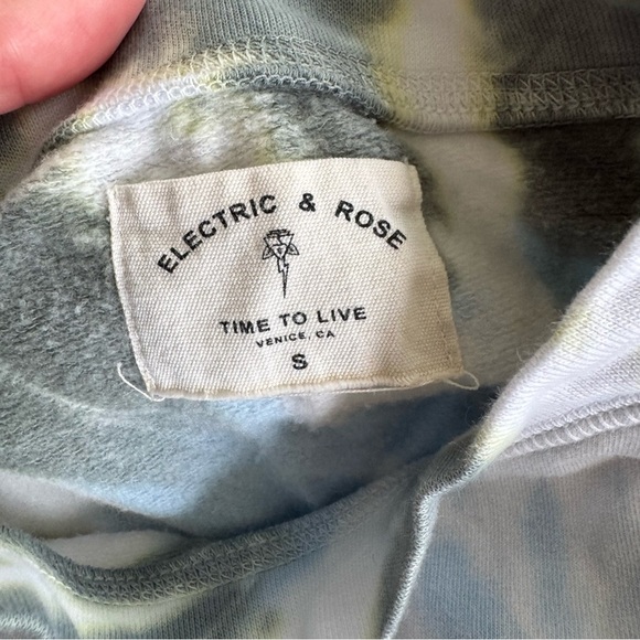 Electric & Rose Tie-Dye Long Sleeve Sweatshirt with High-Low and Split Sides - Picture 3 of 6